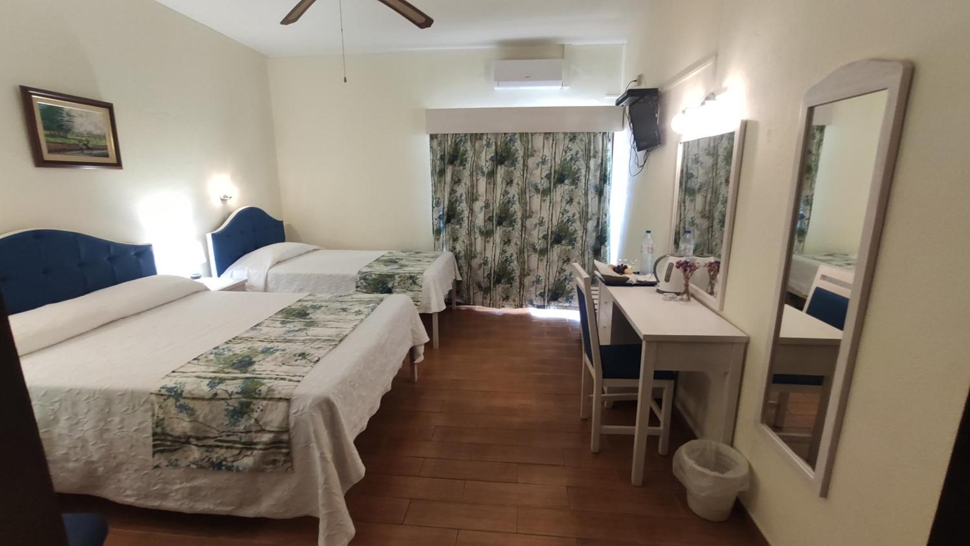 פארו Aeromar Beach Hotel מראה חיצוני תמונה
