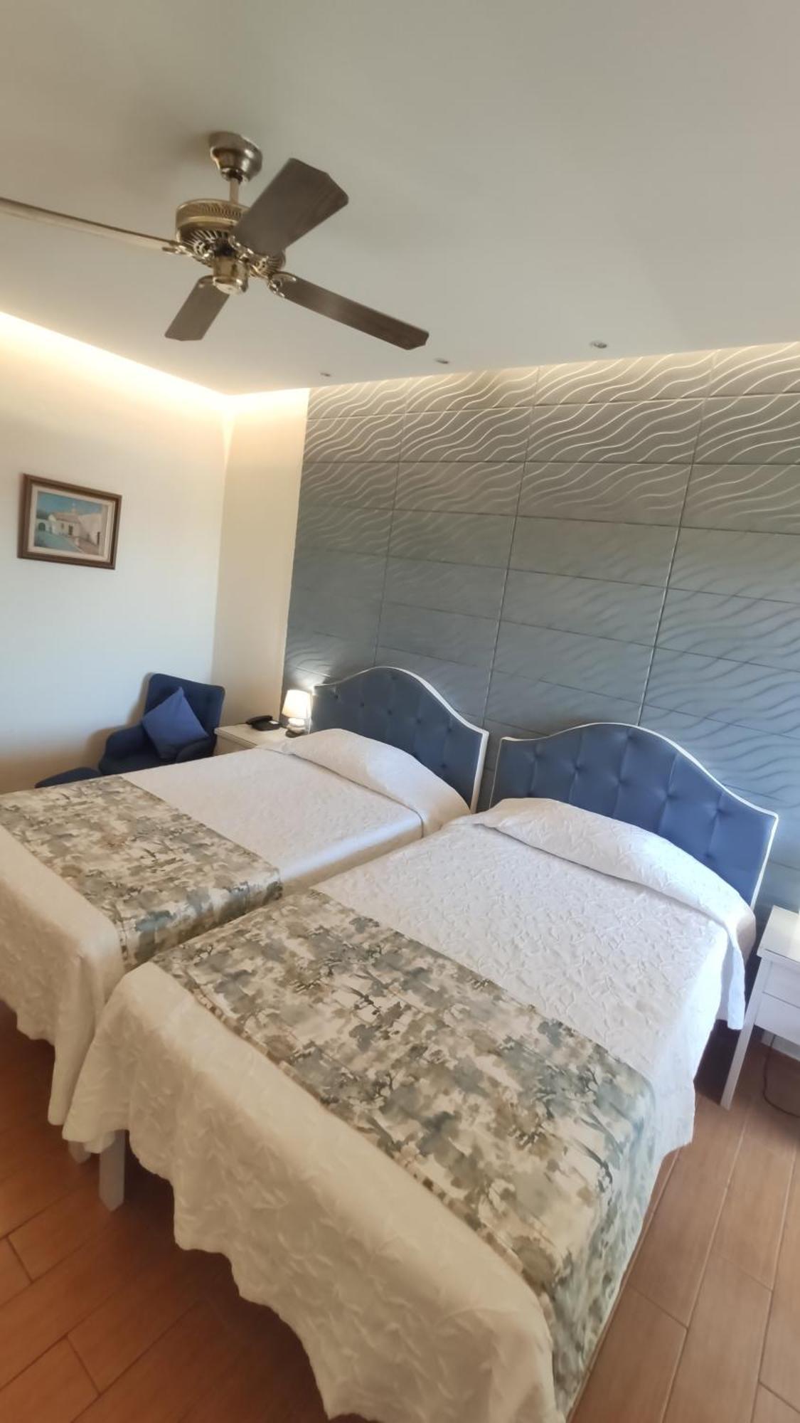 פארו Aeromar Beach Hotel מראה חיצוני תמונה