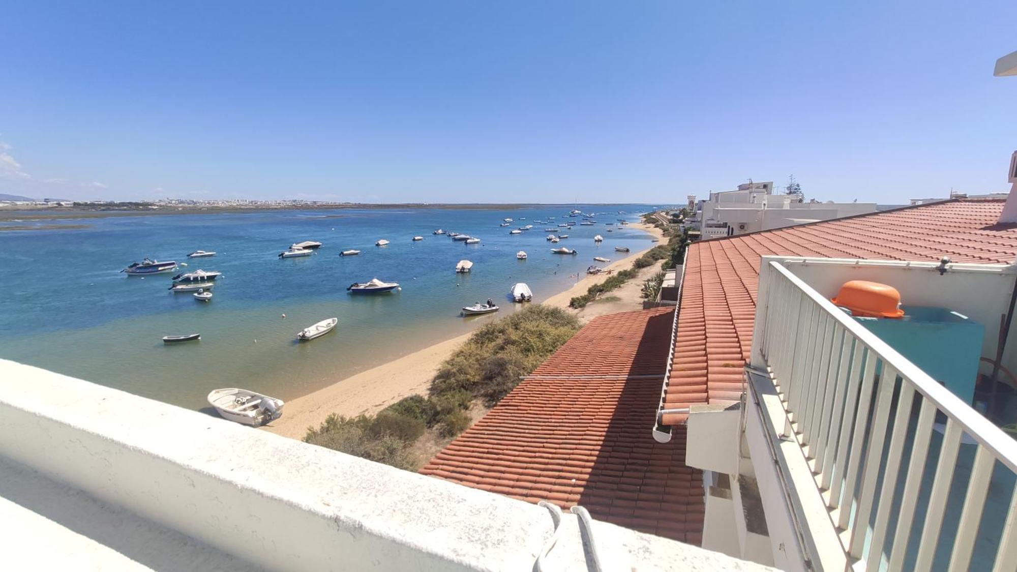 פארו Aeromar Beach Hotel מראה חיצוני תמונה