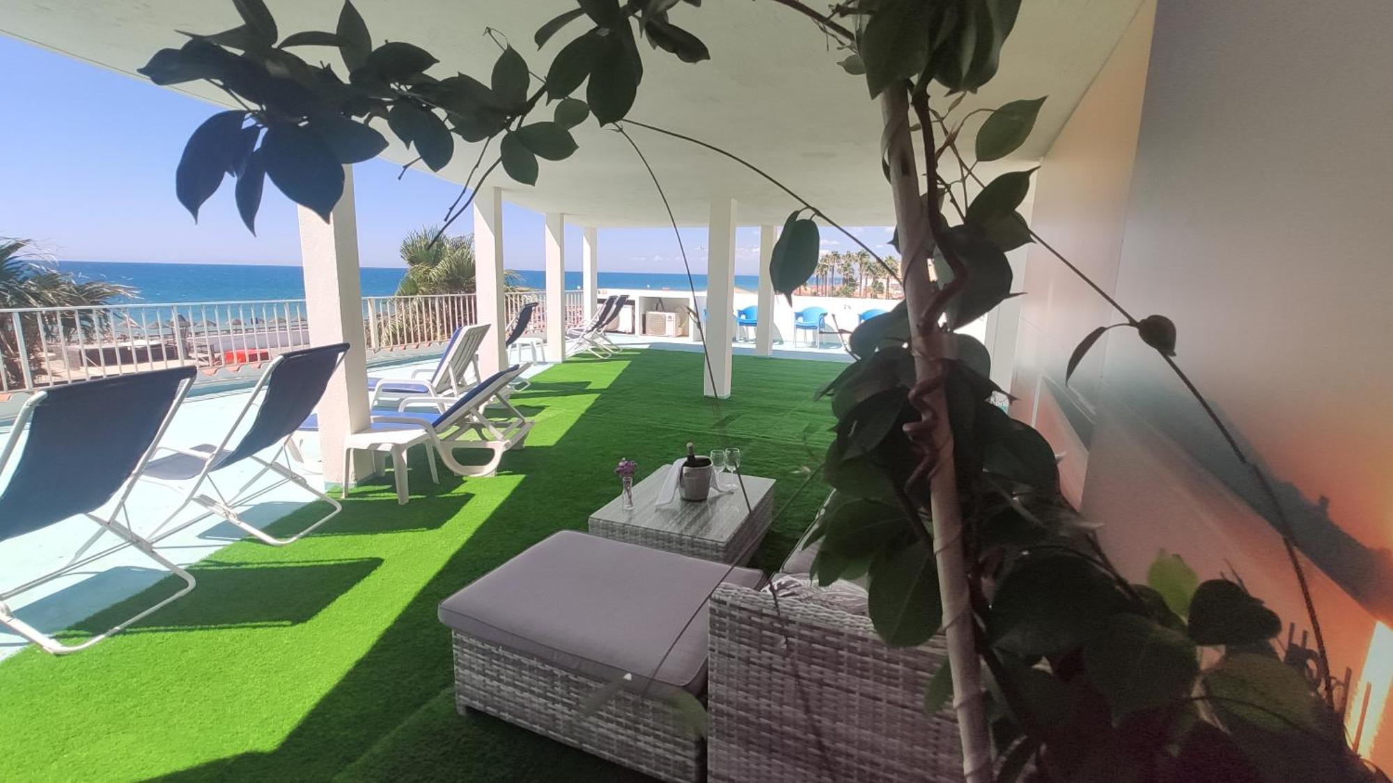 פארו Aeromar Beach Hotel מראה חיצוני תמונה